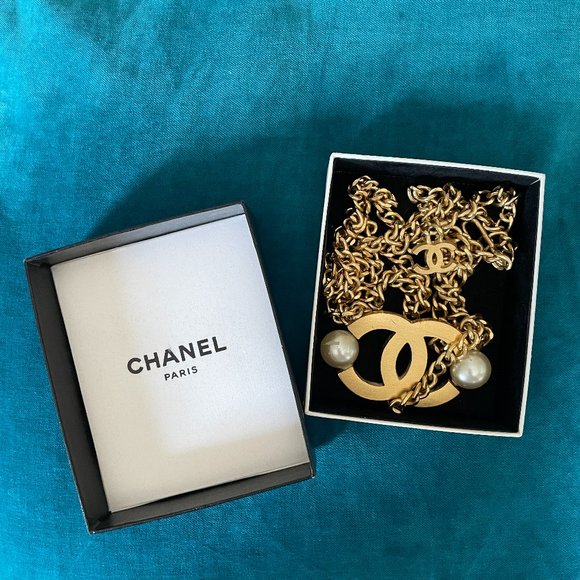 Vintage Interlocking CC Logo Waist Belt - Picture 4 of 11